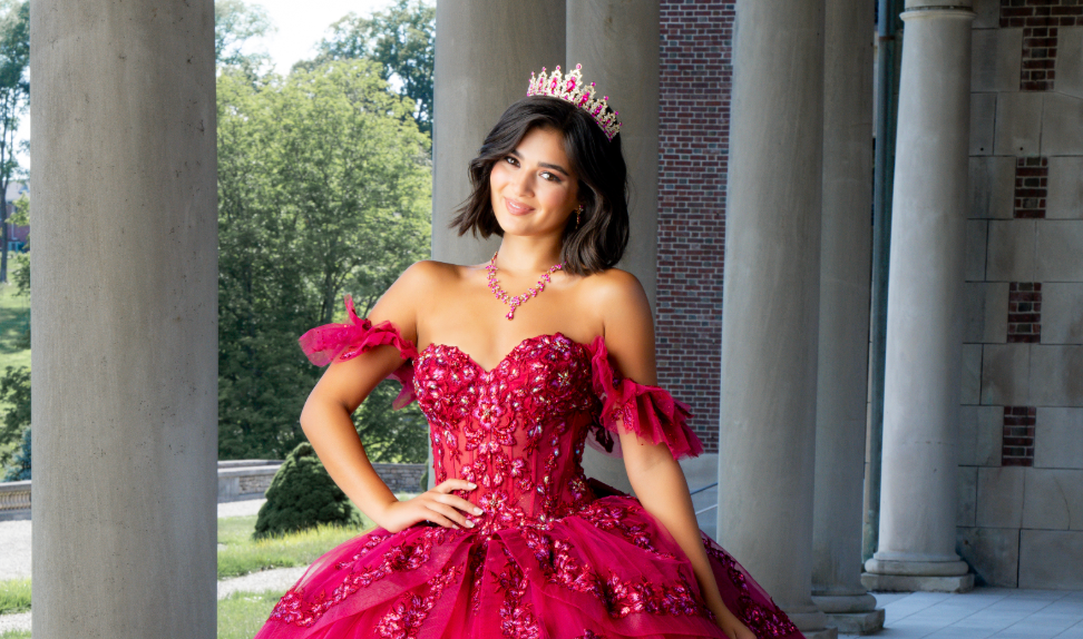 latest quince dress designs 2025 Chic Off-Shoulder Sweetheart Ball Gown with Lace Appliques and Corset Bow Back - Perfect for Quinceanera, Birthdays, and Special Occasions