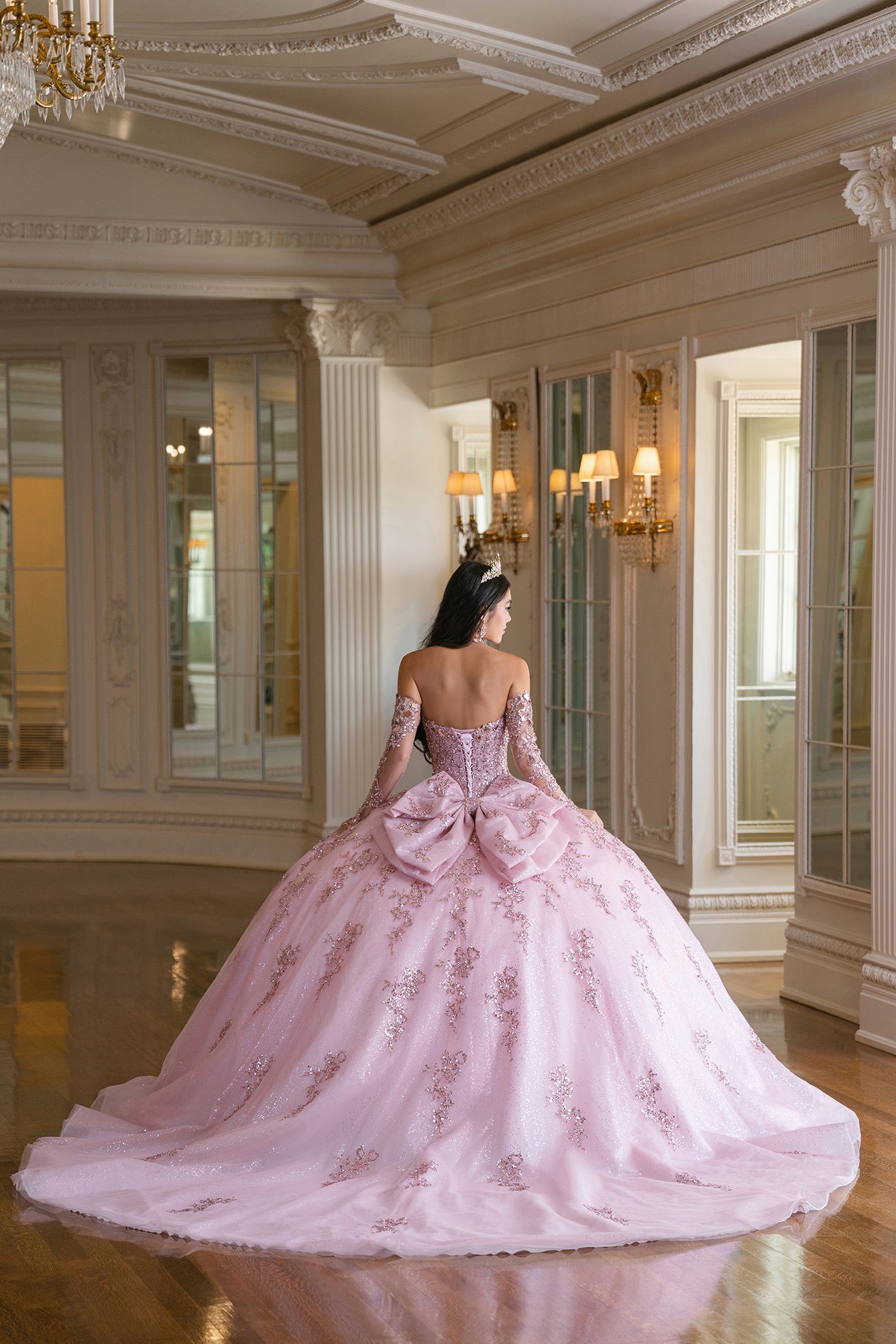 How To Choose the Right Shoes for a Quince Dress