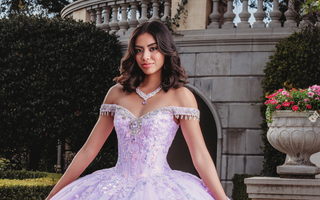 3 Tips for Planning the Perfect Quinceañera Dress Reveal