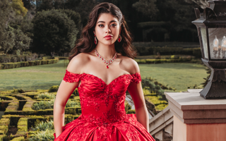 What to Take to Your Quince Dress Fitting