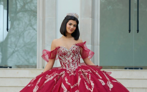 How Multi-Color Dama Dresses Create a Vibrant Court Look