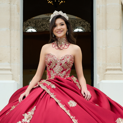 Choosing a Tiara To Match Your Quinceañera Dress