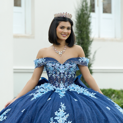 4 Lovely Quinceañera Traditions for Parents