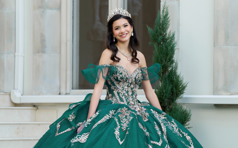 Coordinating Décor With Your Quinceañera Dress