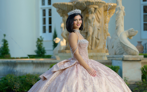 How To Plan a Vintage-Style Quince Party